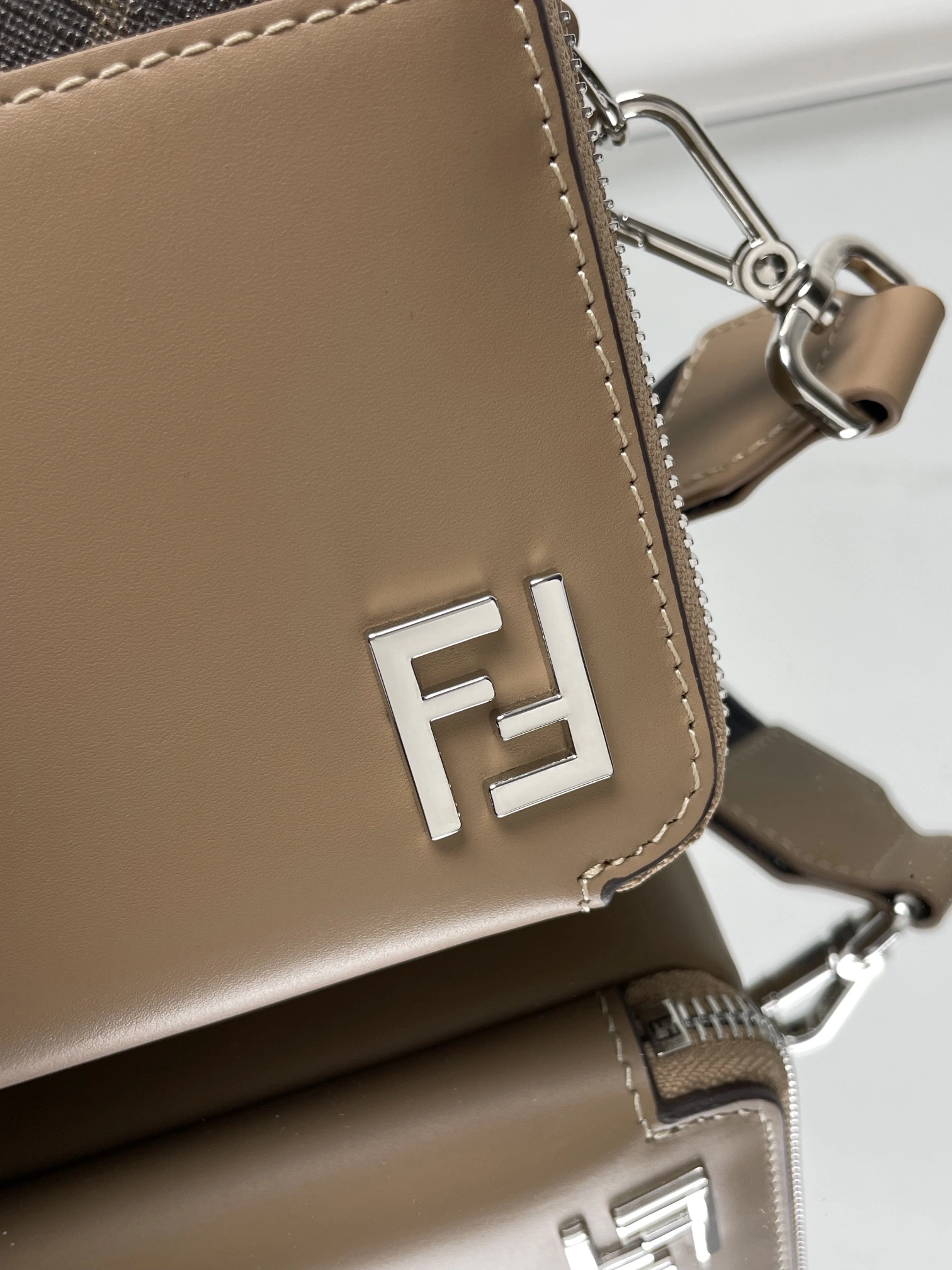 StreetReady Fendi Satchel Bags 69719