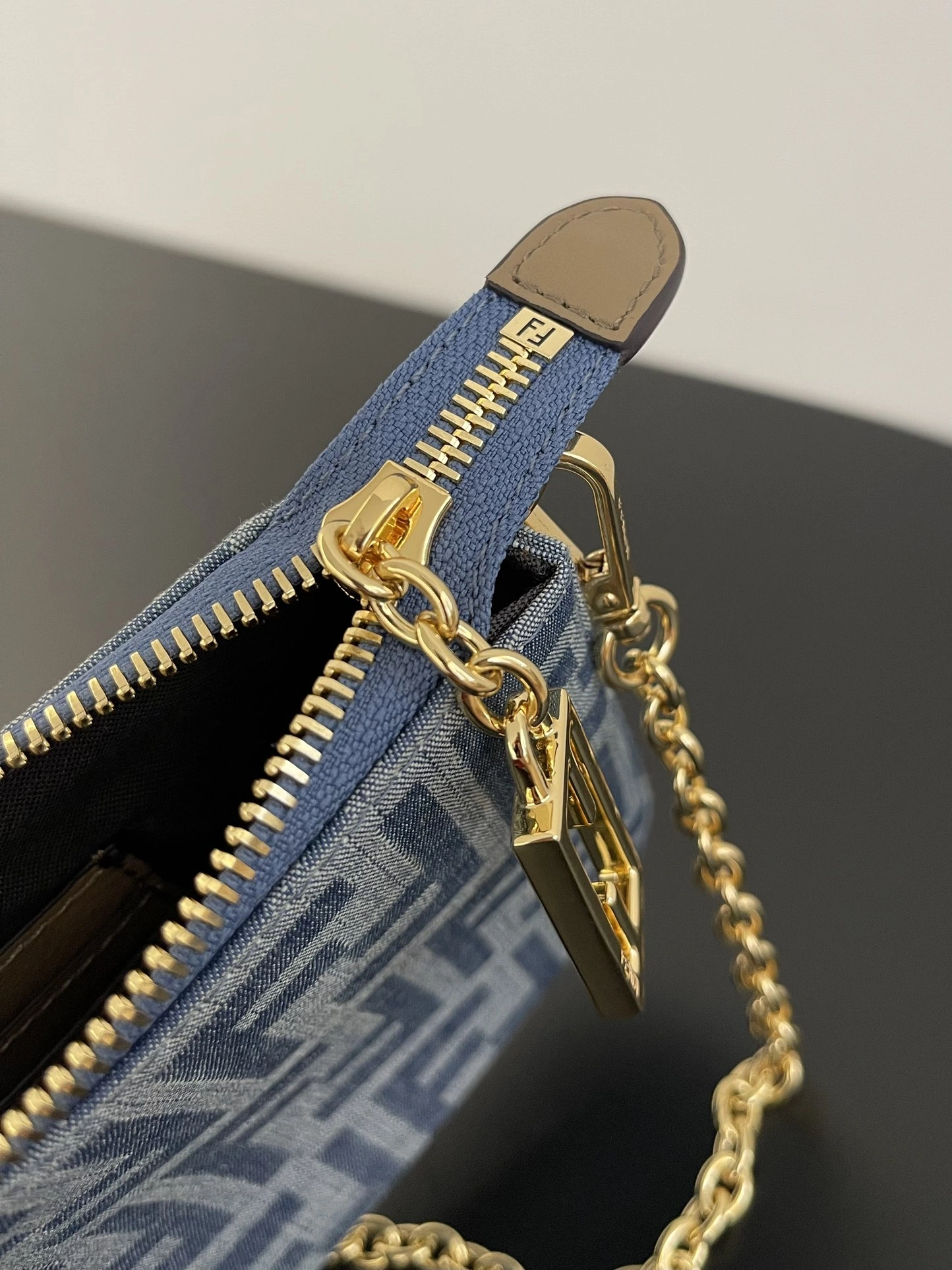 Fendi Satchel Bags EasyMatch 69718