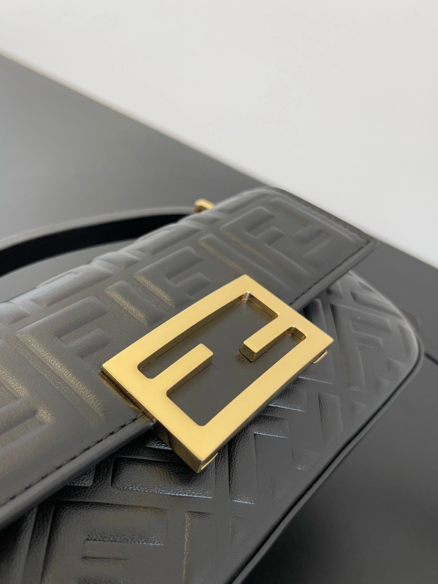 UrbanChic Fendi Satchel Bags 69717