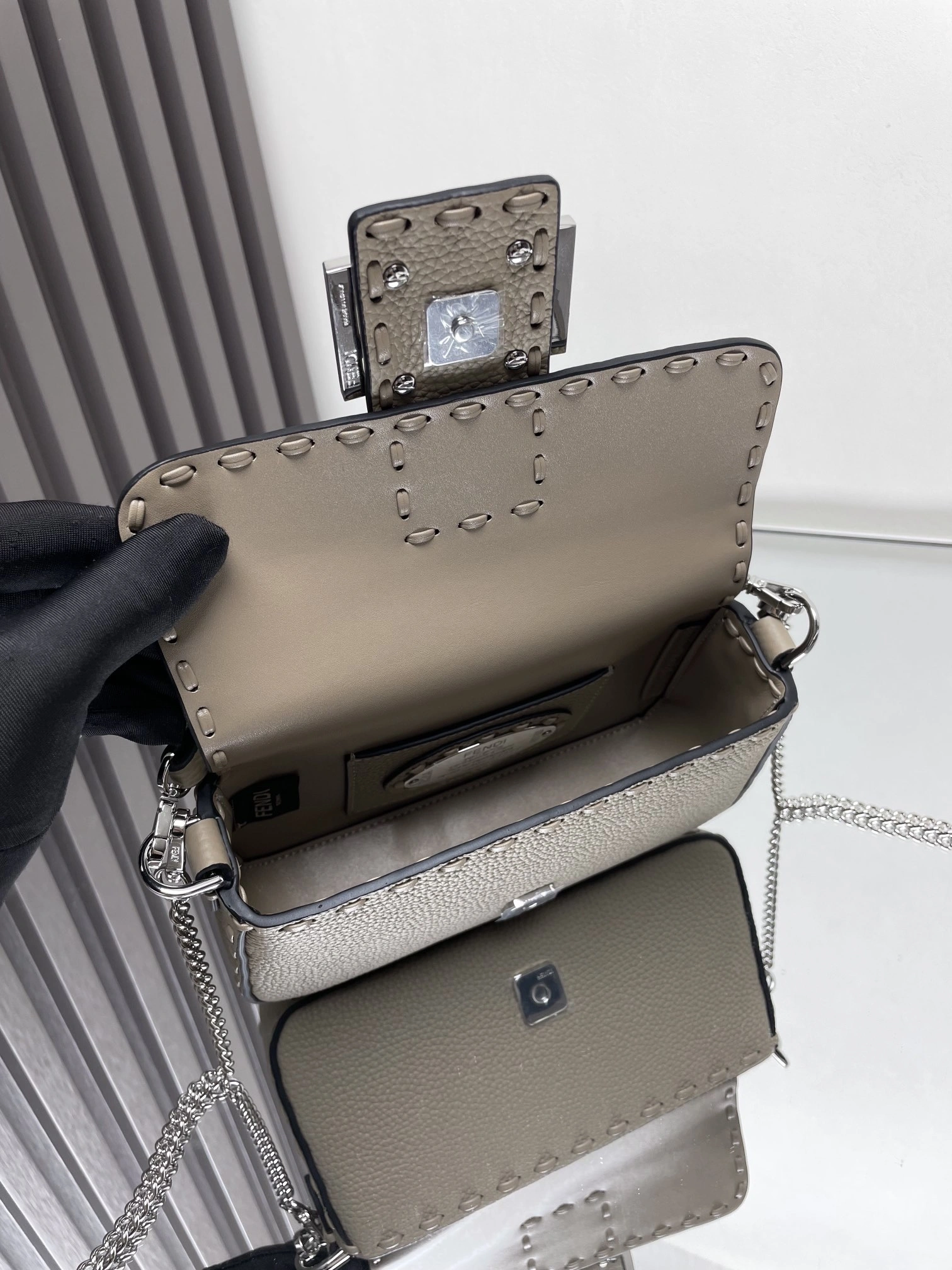 Sustainable Fendi Satchel Bags 69697