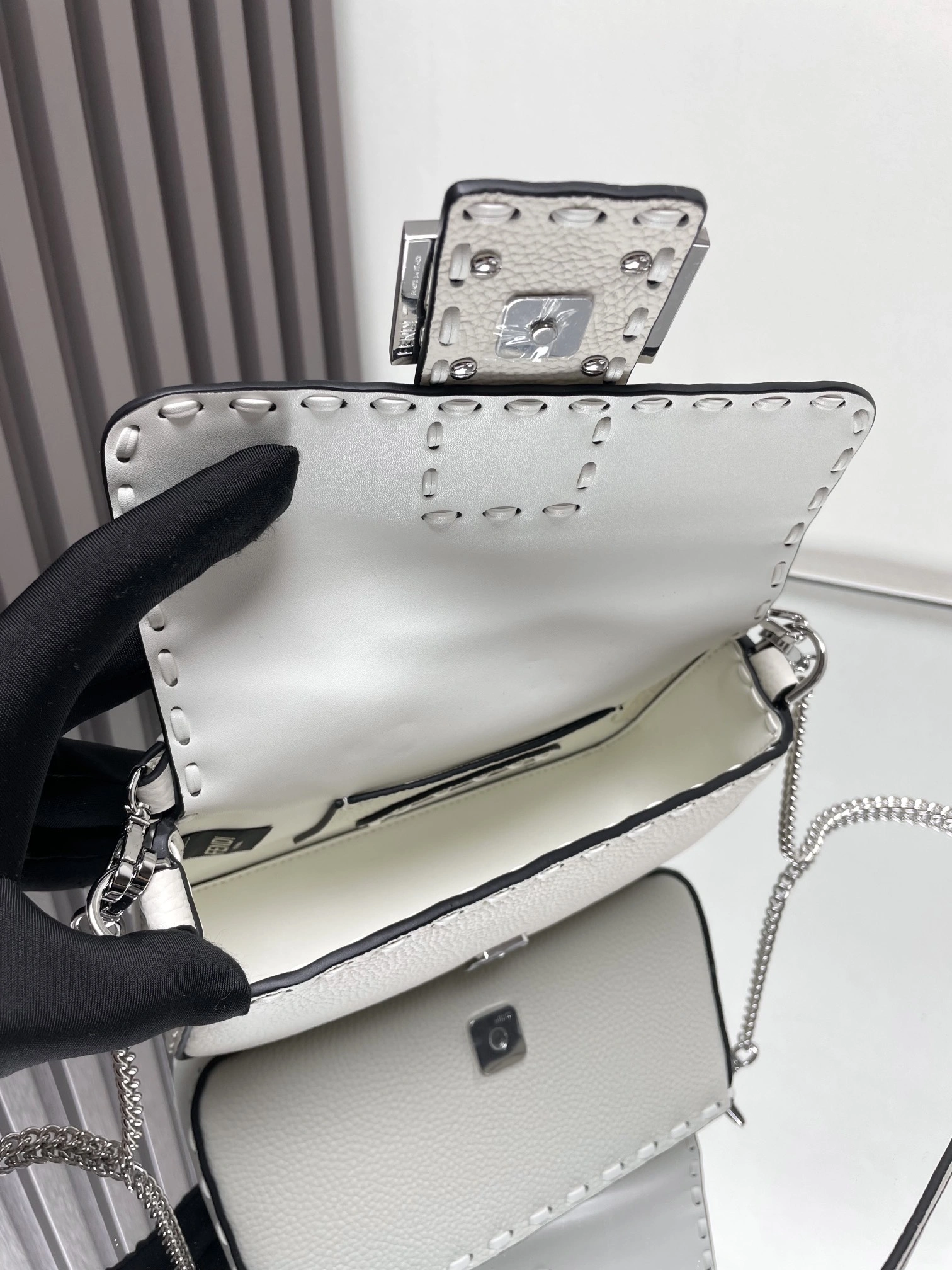 Fendi Satchel Bags Contemporary 69713