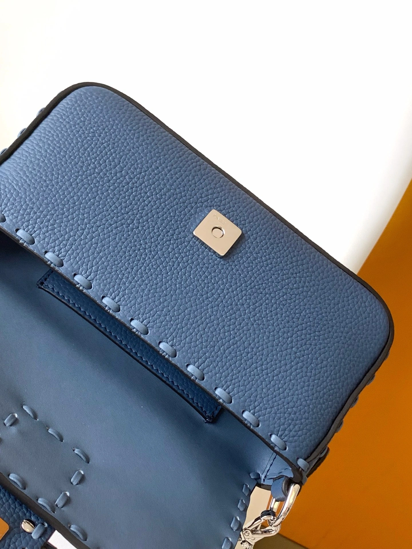 Fendi Satchel Bags ZeroBulk 69711