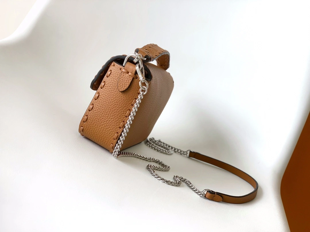 Supportive Fendi Satchel Bags 69709