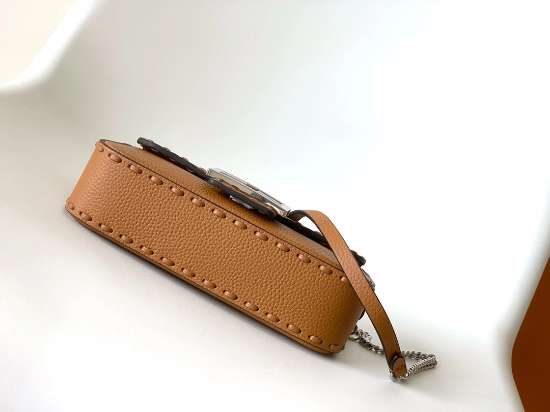Supportive Fendi Satchel Bags 69709
