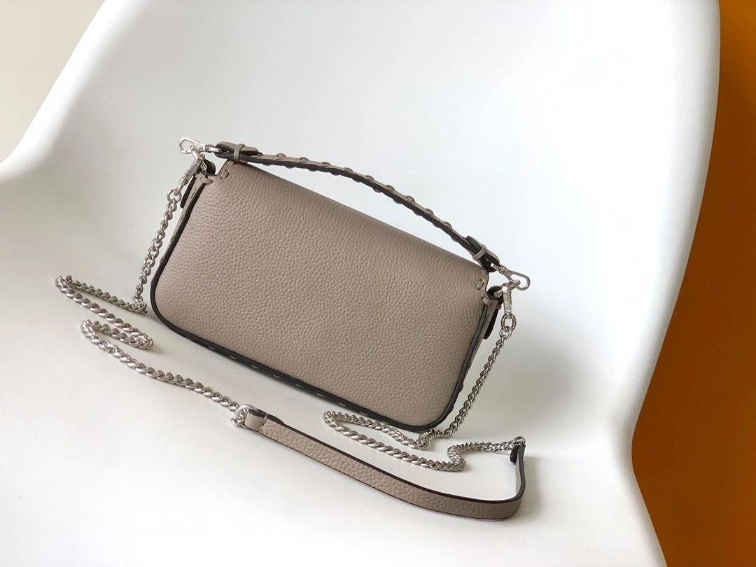 Fendi Satchel Bags Functional 69706