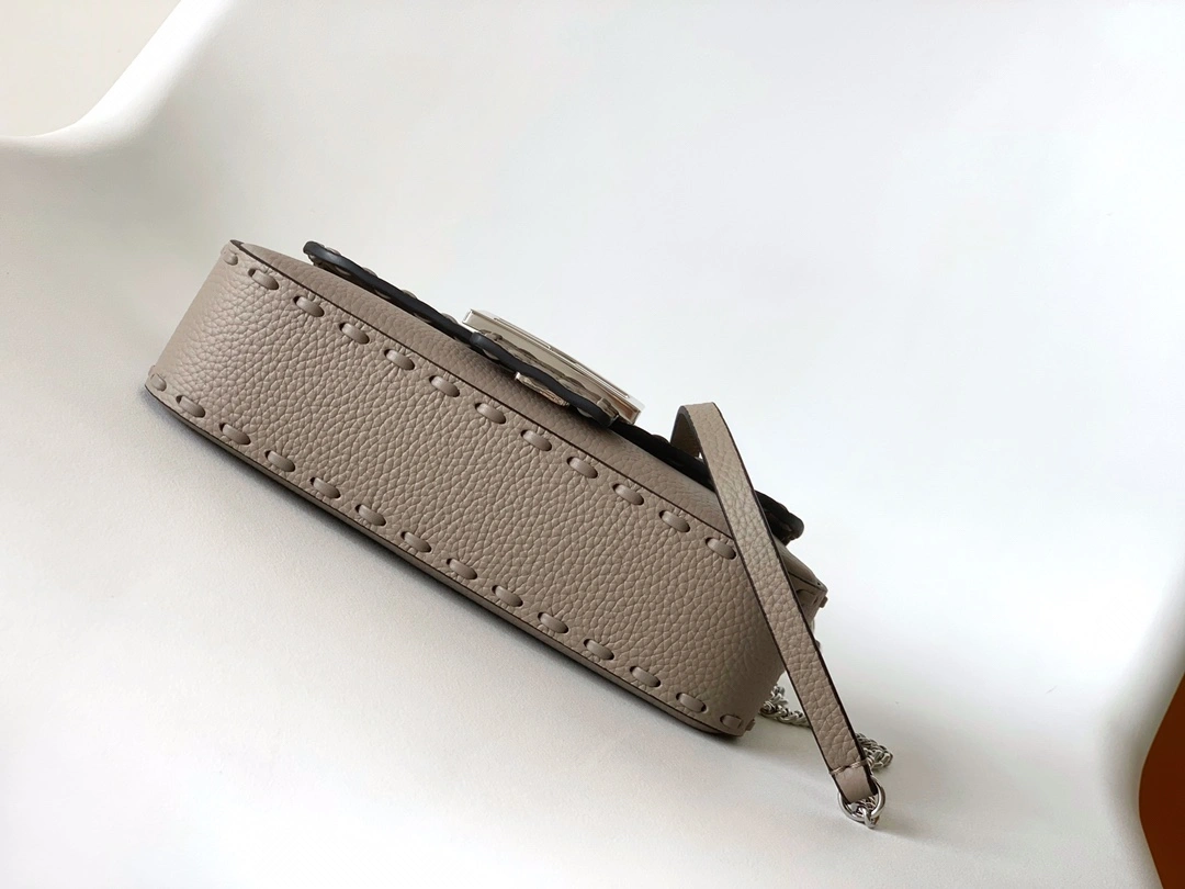Fendi Satchel Bags Functional 69706