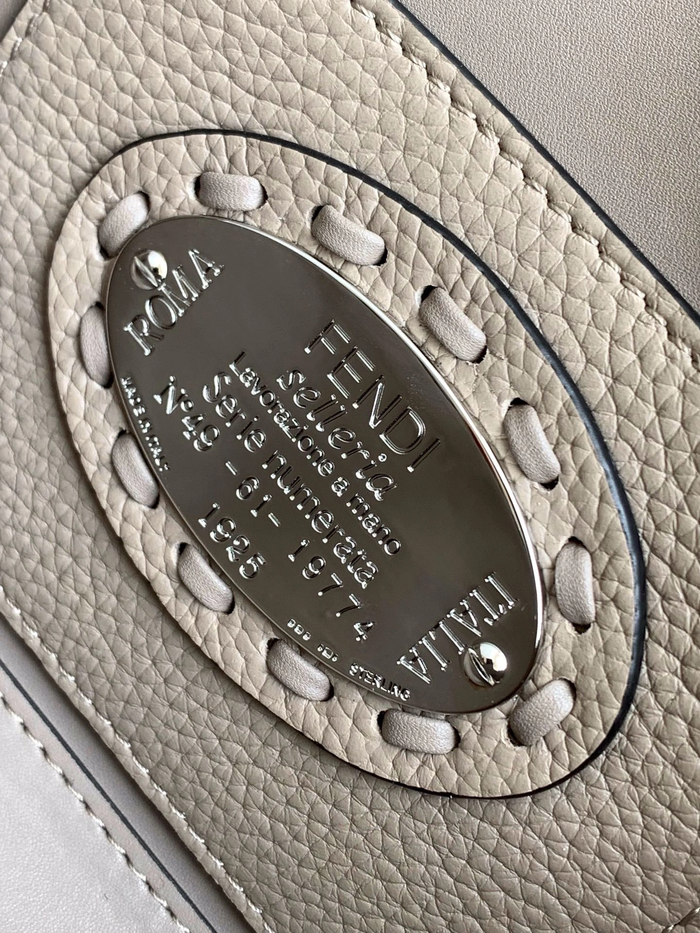 Fendi Satchel Bags Functional 69706