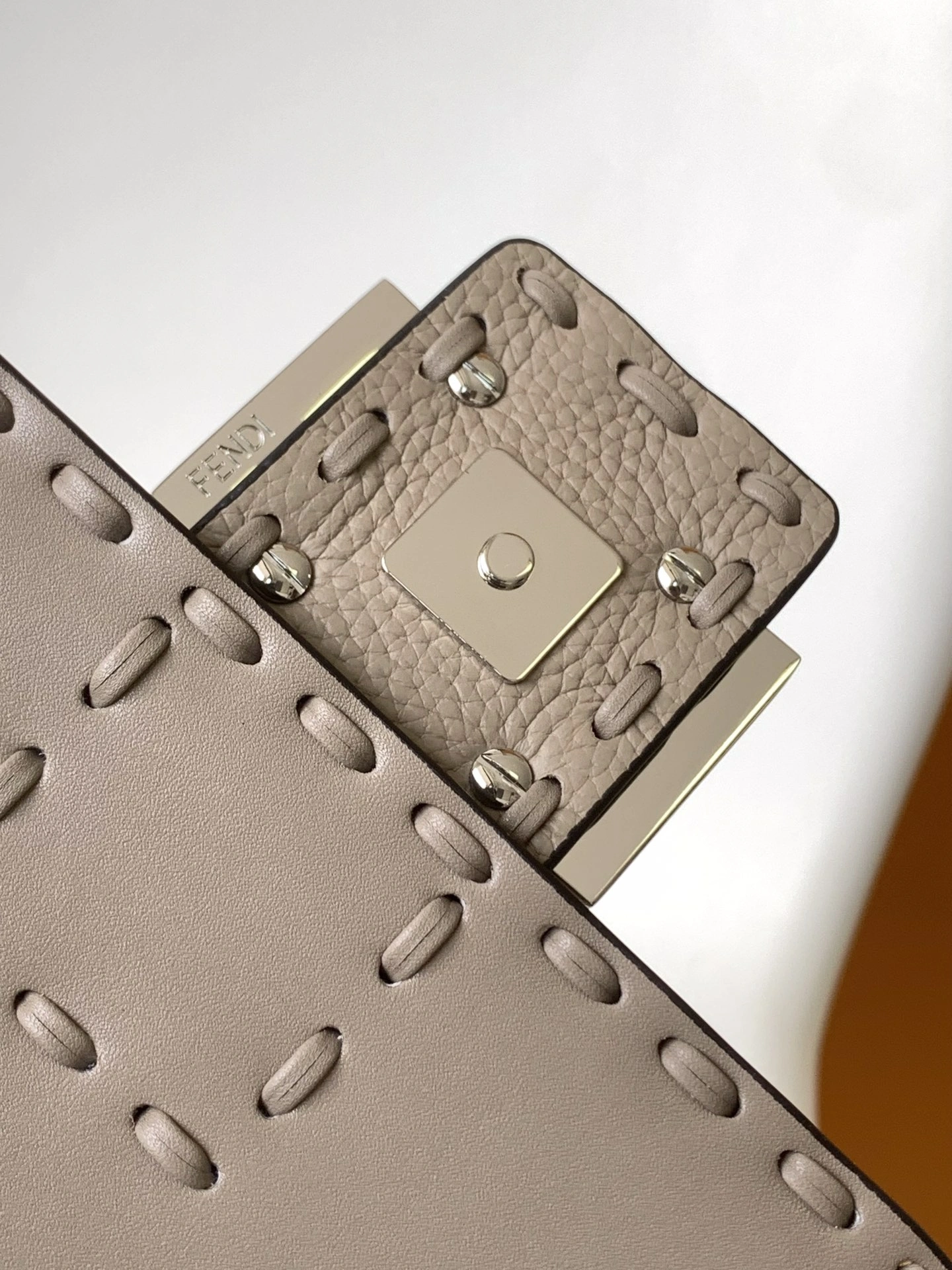 Fendi Satchel Bags Functional 69706