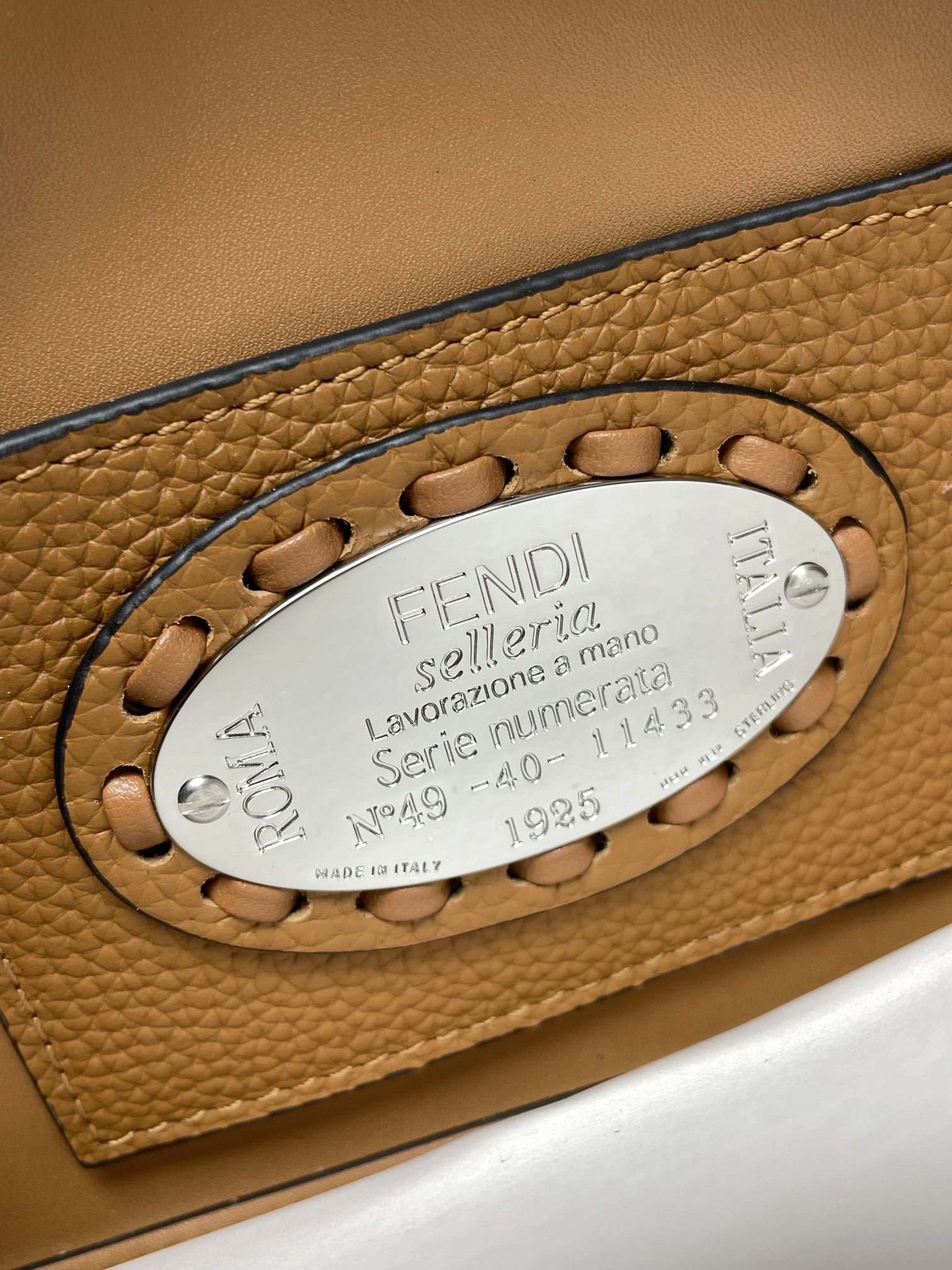 Premium Fendi Satchel Bags 69708