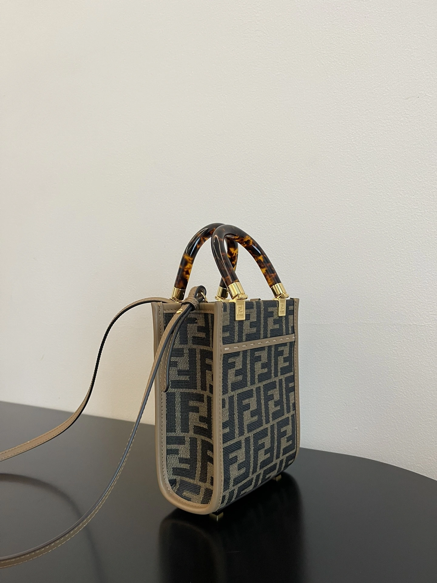 Fendi Satchel Bags ComfortFit 69699