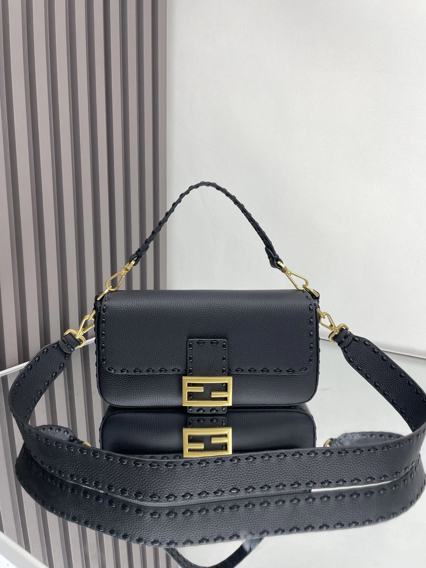 Fendi Satchel Bags Timeless 69694