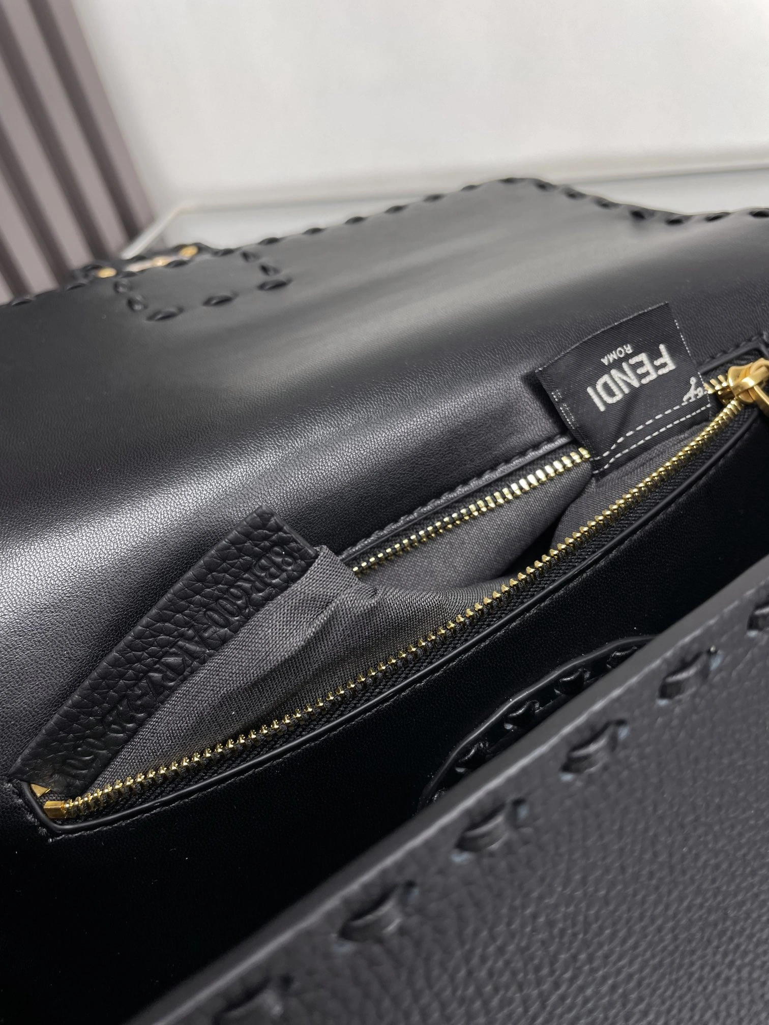 Fendi Satchel Bags Timeless 69694