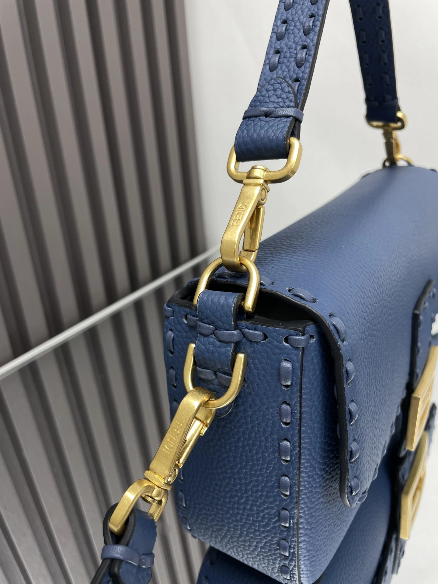 WellDesigned Fendi Satchel Bags 69691