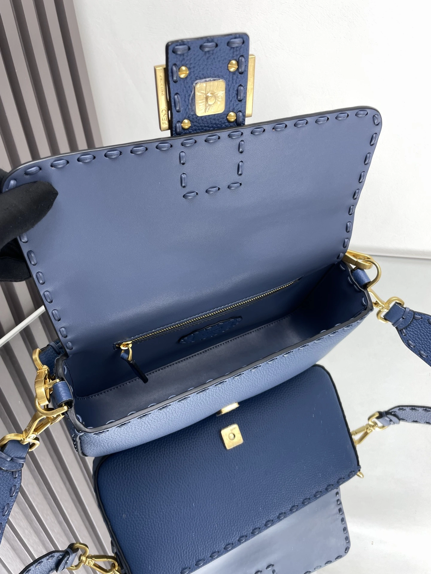 WellDesigned Fendi Satchel Bags 69691