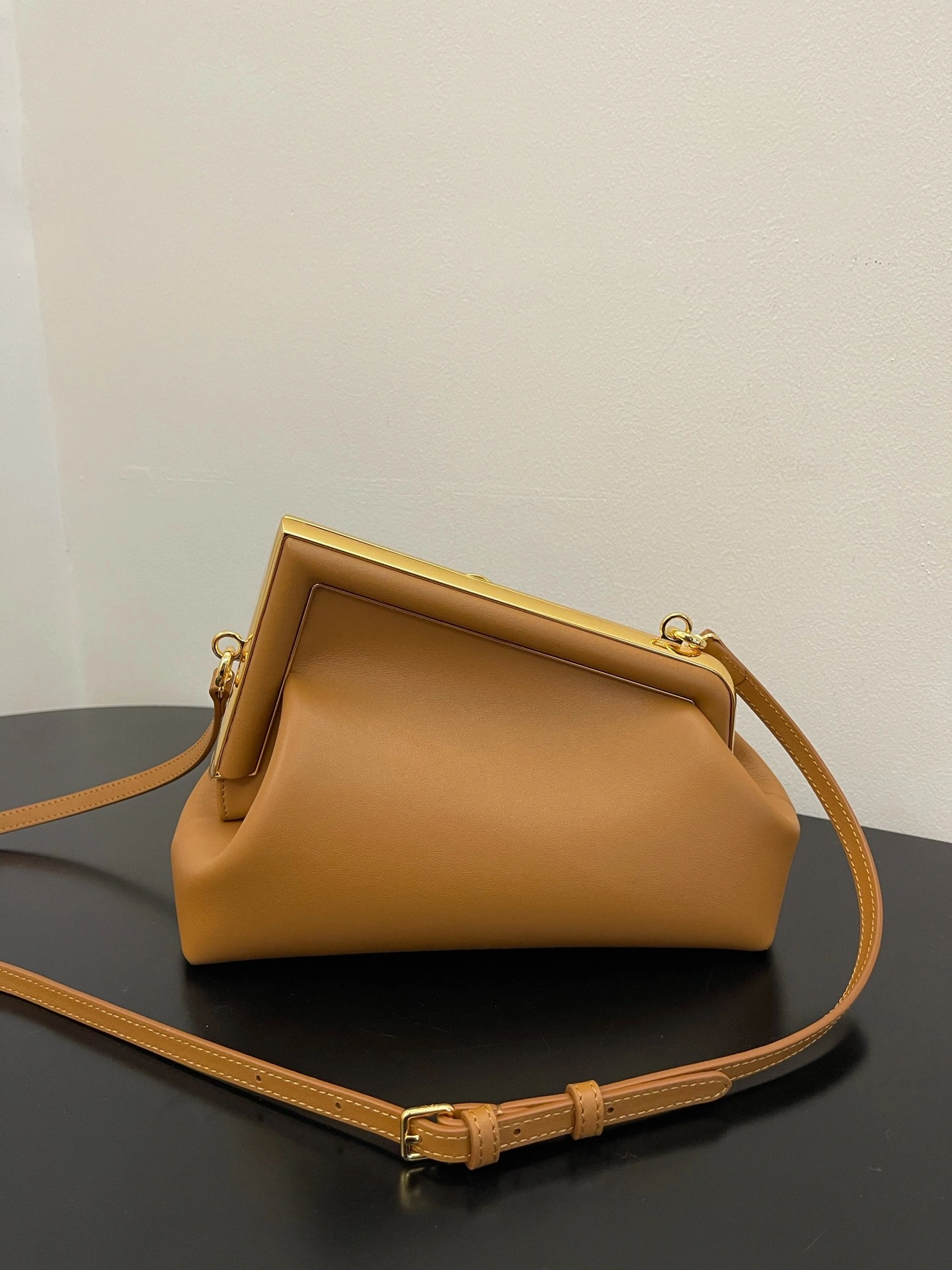 Soft Fendi Satchel Bags 69689
