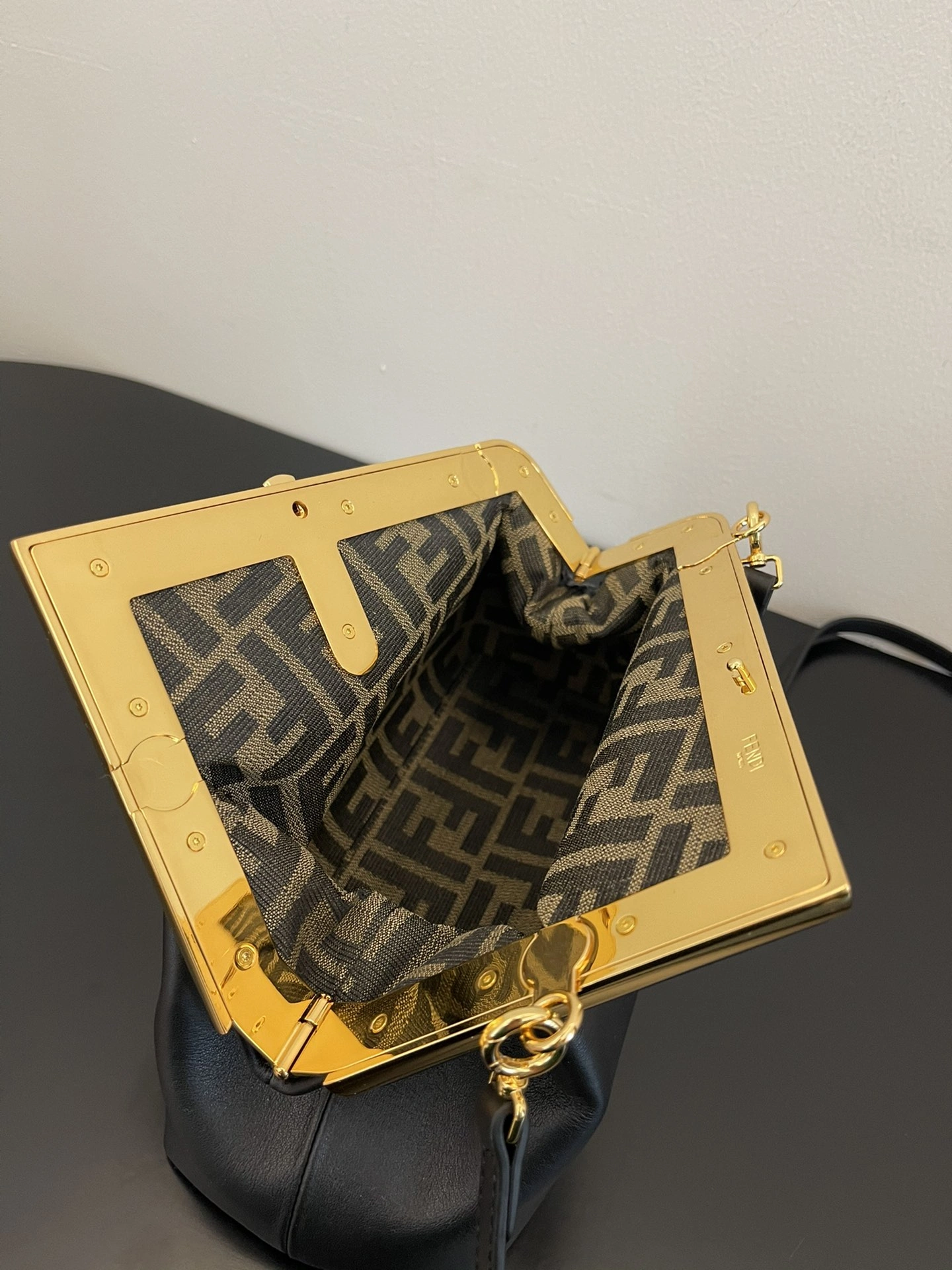 Neat Fendi Satchel Bags 69688