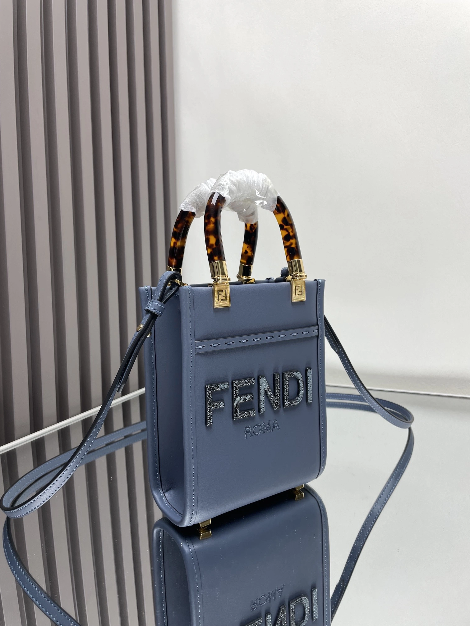 Snug Fendi Satchel Bags 69685