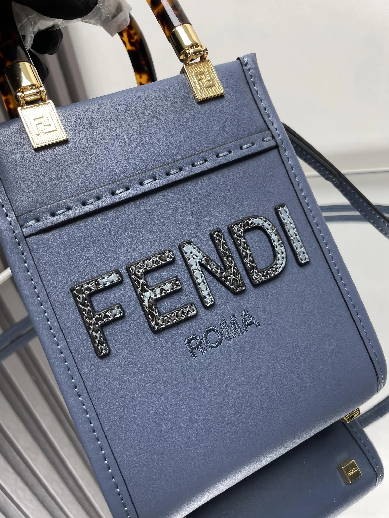 Snug Fendi Satchel Bags 69685