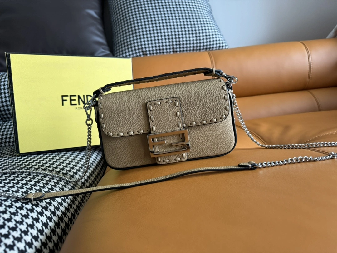 Fendi Satchel Bags TechFriendly 69681
