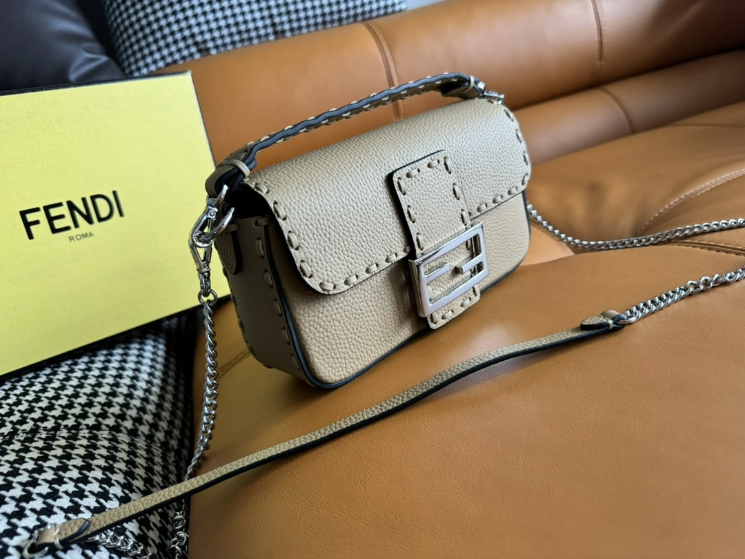 Fendi Satchel Bags TechFriendly 69681