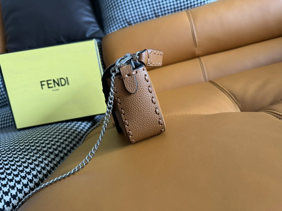 Refined Fendi Satchel Bags 69722