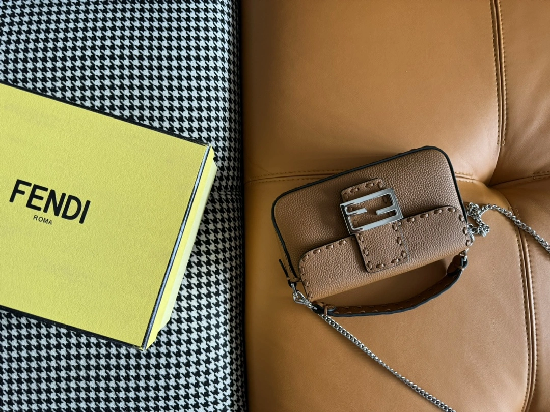Refined Fendi Satchel Bags 69722
