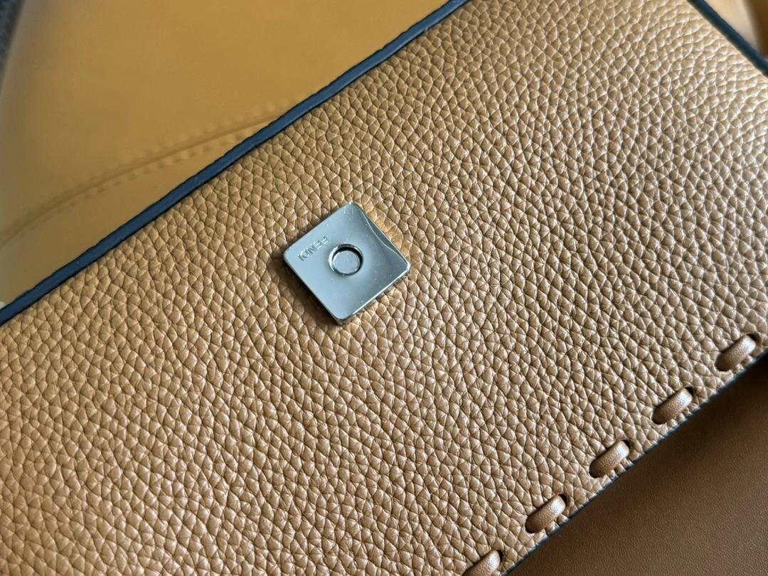Refined Fendi Satchel Bags 69722