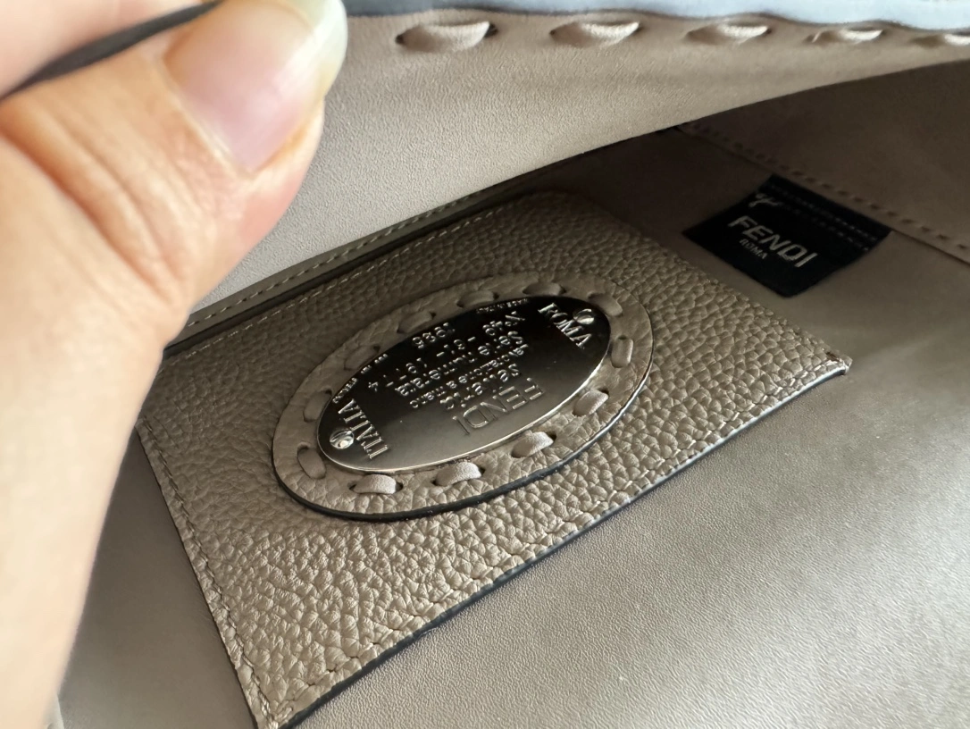 Contemporary Fendi Satchel Bags 69680