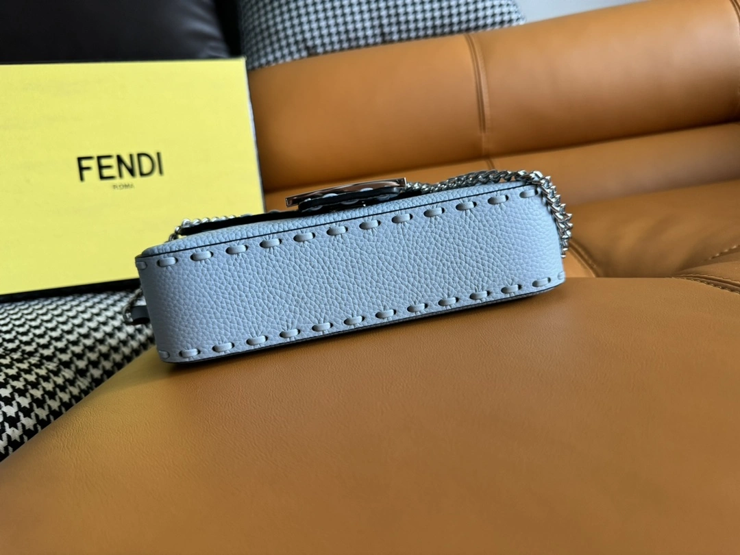 Lightweight Fendi Satchel Bags 69724