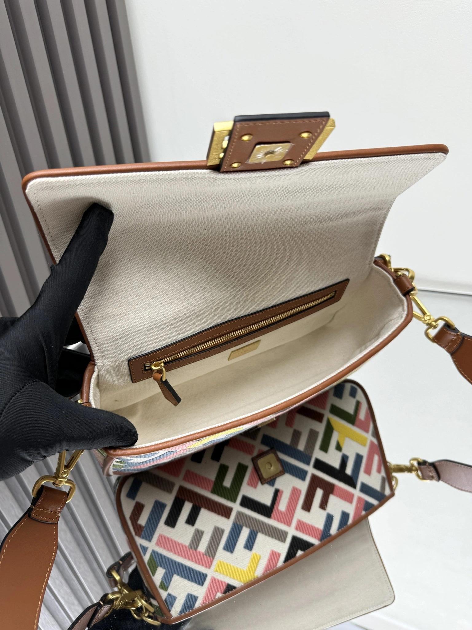 Fendi Satchel Bags Original 69690