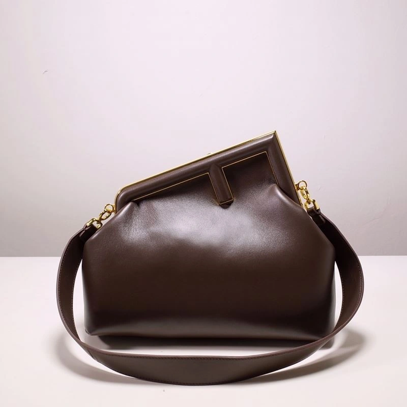 WellDesigned Fendi Satchel Bags 59333