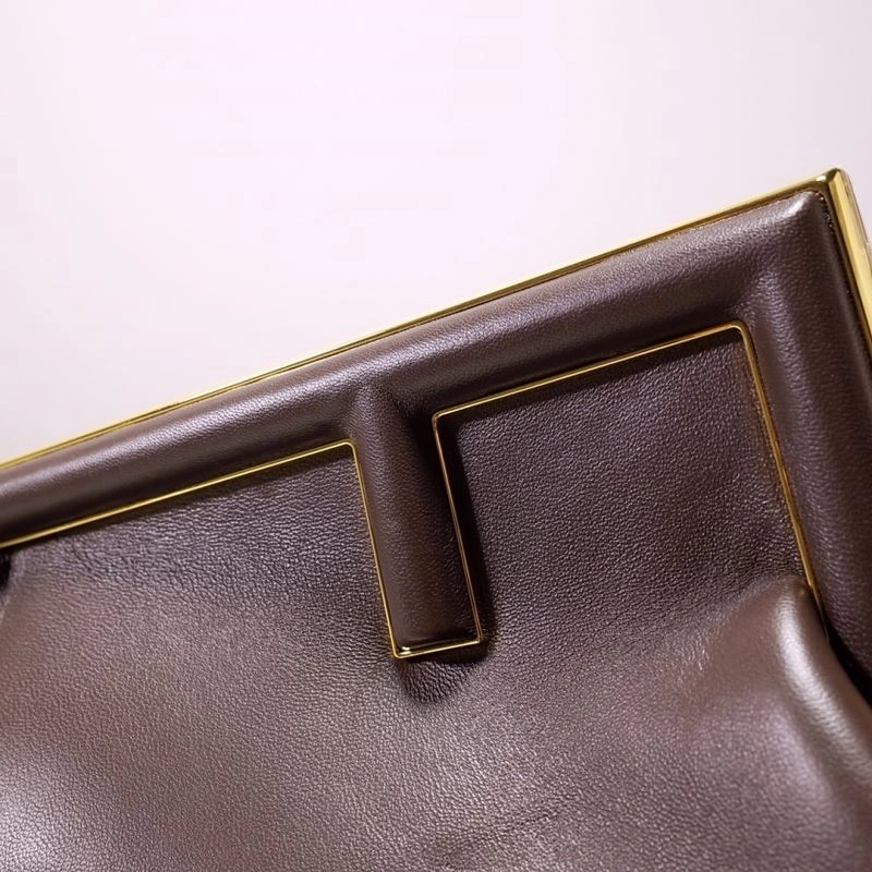 WellDesigned Fendi Satchel Bags 59333