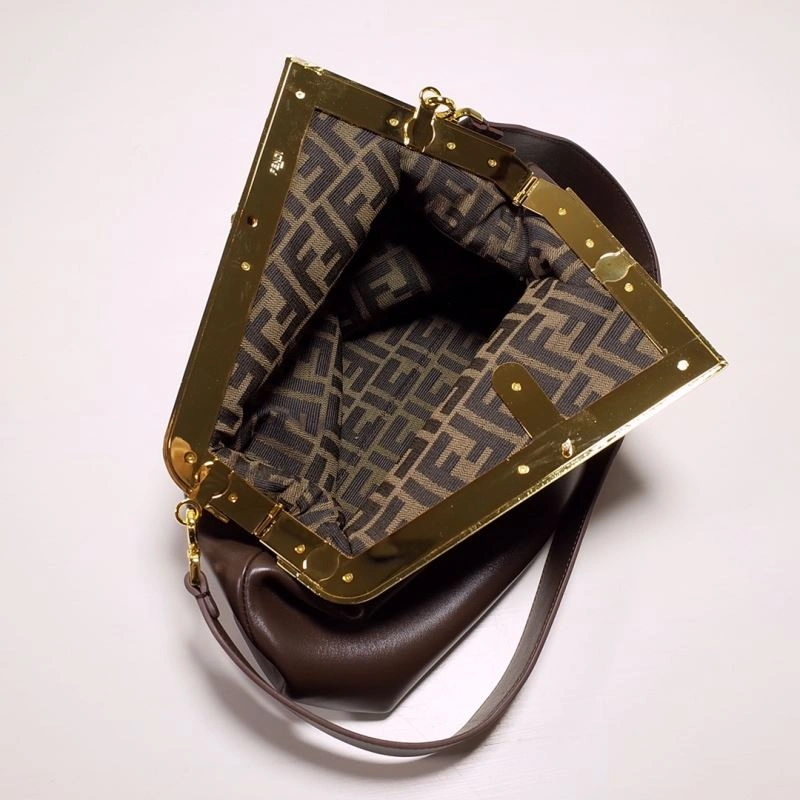 WellDesigned Fendi Satchel Bags 59333
