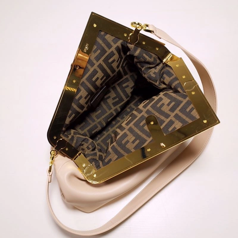 Bright Fendi Satchel Bags 59334