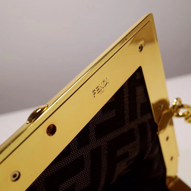 Fendi Satchel Bags RelaxedFit 59332