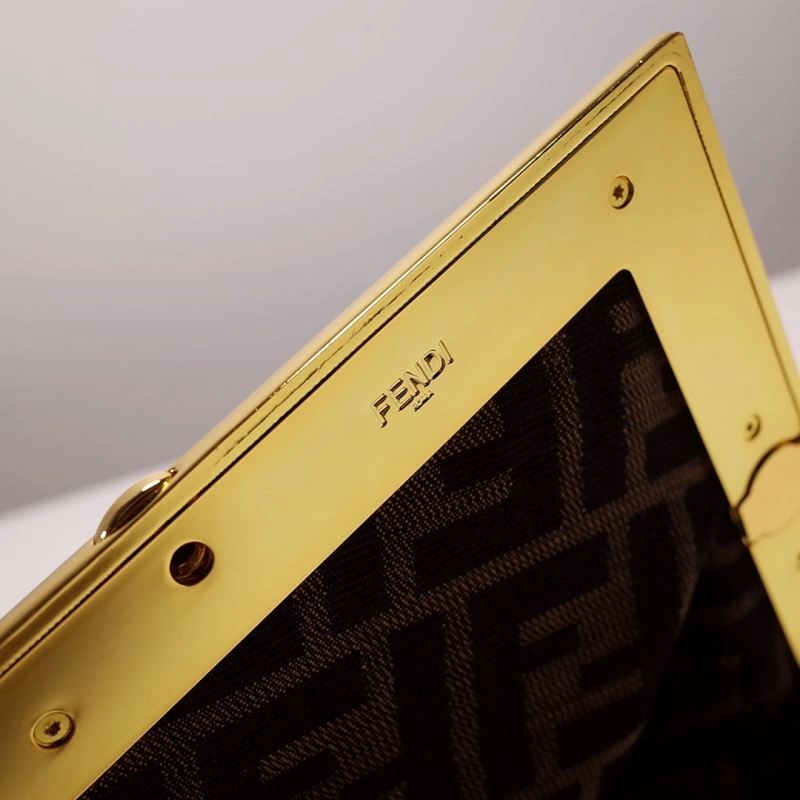 Sporty Fendi Satchel Bags 59324