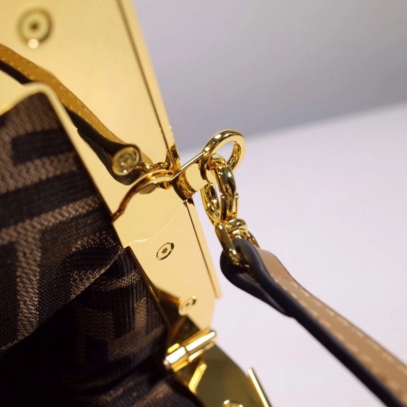 RelaxedFit Fendi Satchel Bags 59359