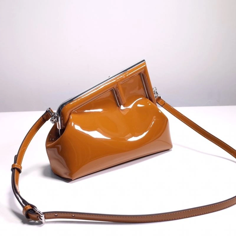Fendi Satchel Bags Casual 59294