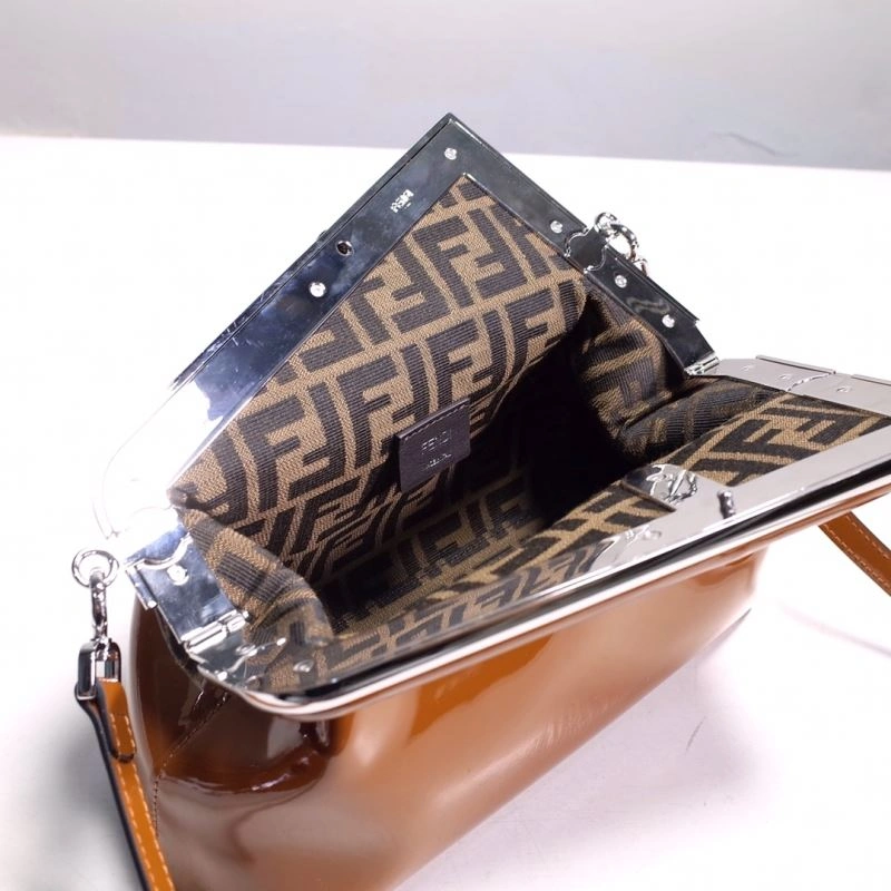 Fendi Satchel Bags Casual 59294