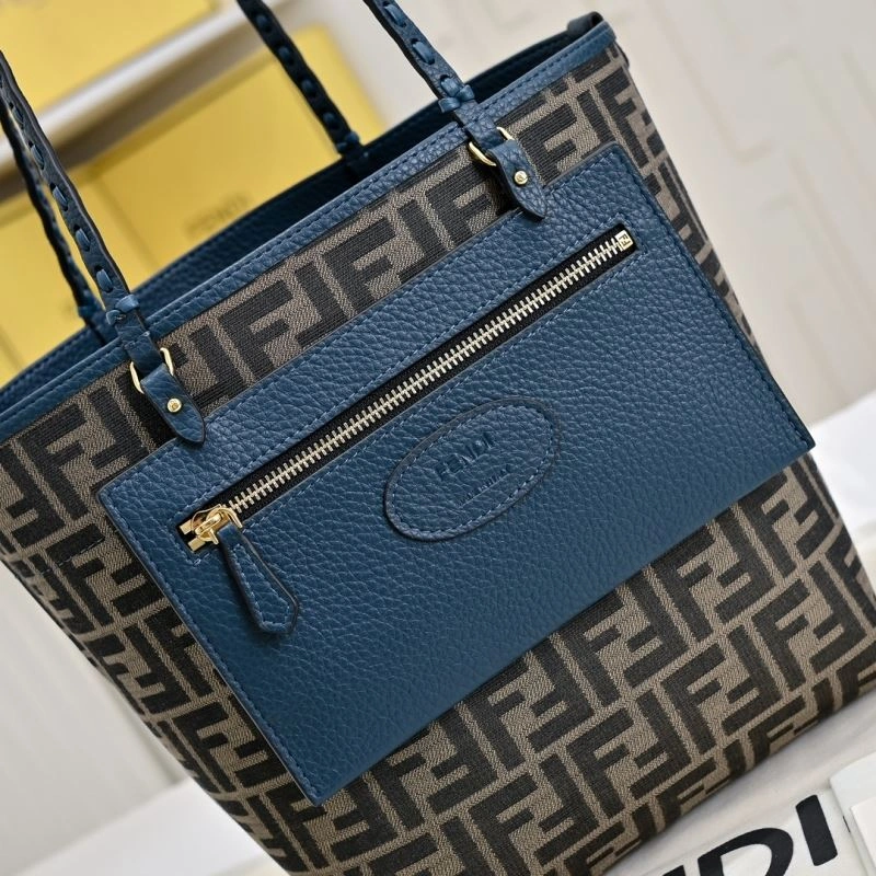 Fendi Shopping Bags WeatherProof 85175