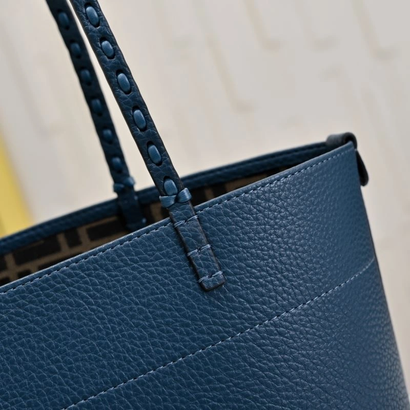 Fendi Shopping Bags WeatherProof 85175