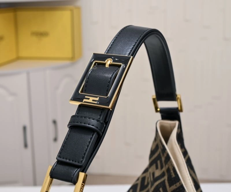 Fendi Shopping Bags Sporty 85172