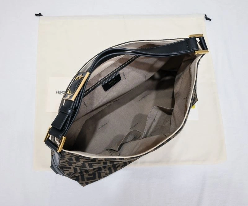 Fendi Shopping Bags Sporty 85172