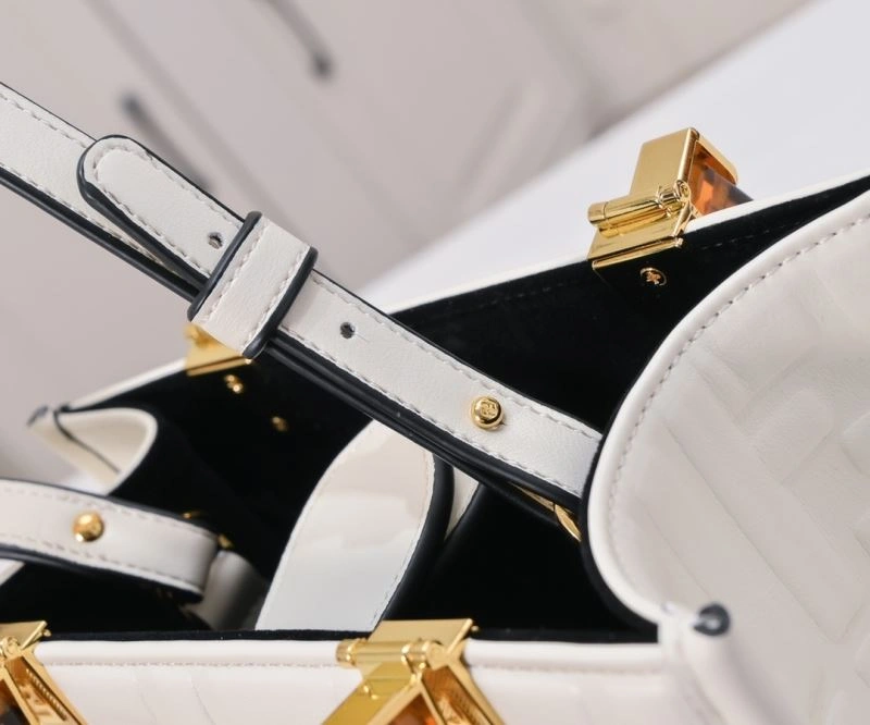 GoodFit Fendi Shopping Bags 85169