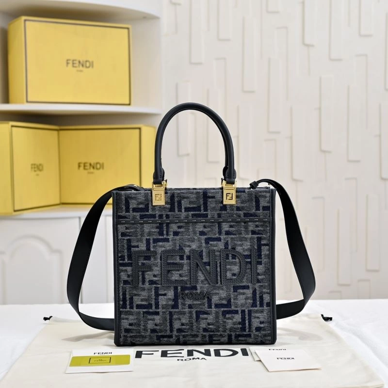 Fendi Shopping Bags Sleek 85181