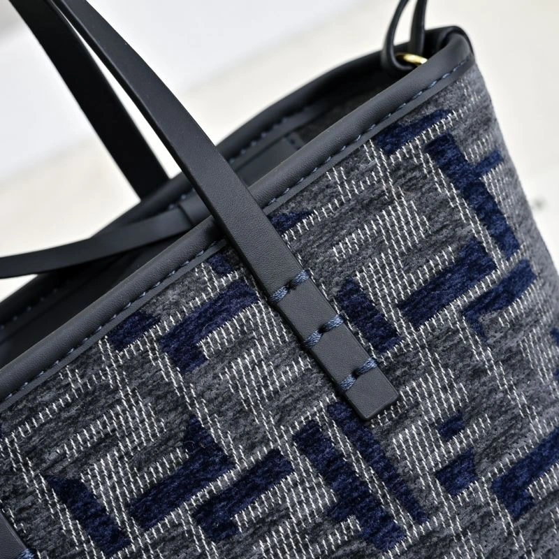 UrbanChic Fendi Shopping Bags 85177