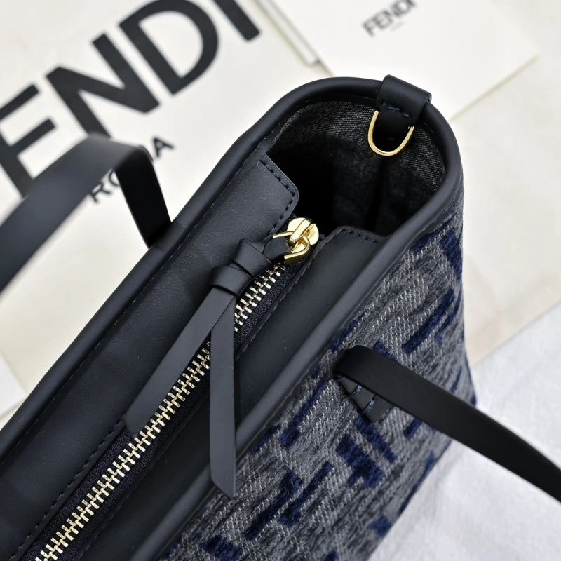 UrbanChic Fendi Shopping Bags 85177