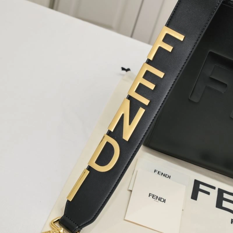 Fendi Shopping Bags Minimalist 85152