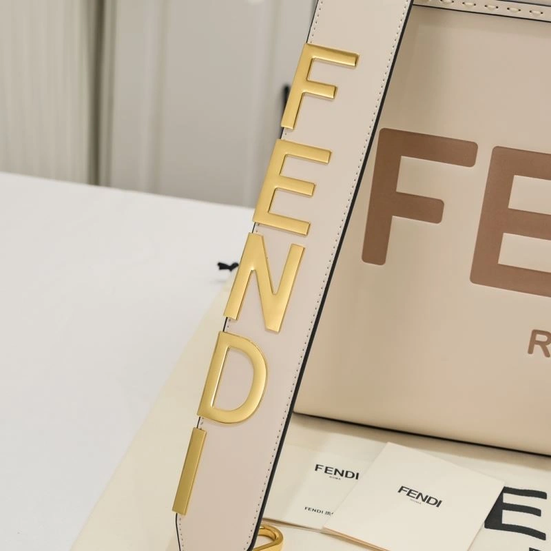 Trendy Fendi Shopping Bags 85151