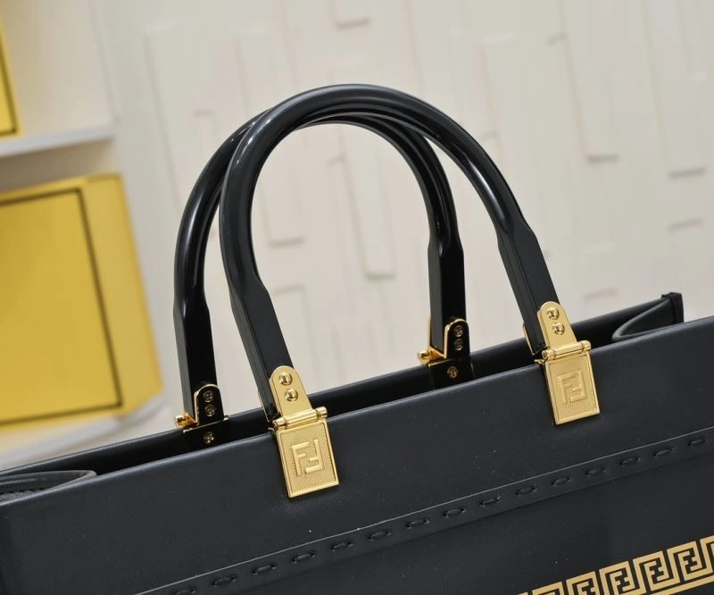 Fendi Shopping Bags Fashionable 85147